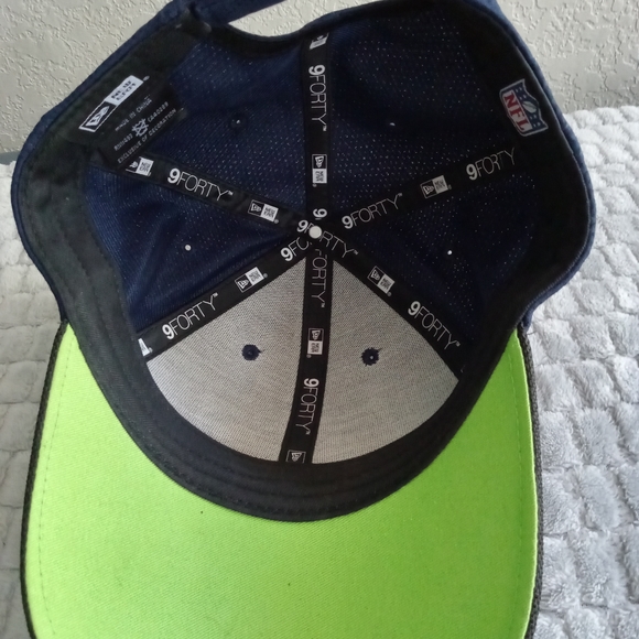 Seattle Seahawks baseball hat - Picture 5 of 7